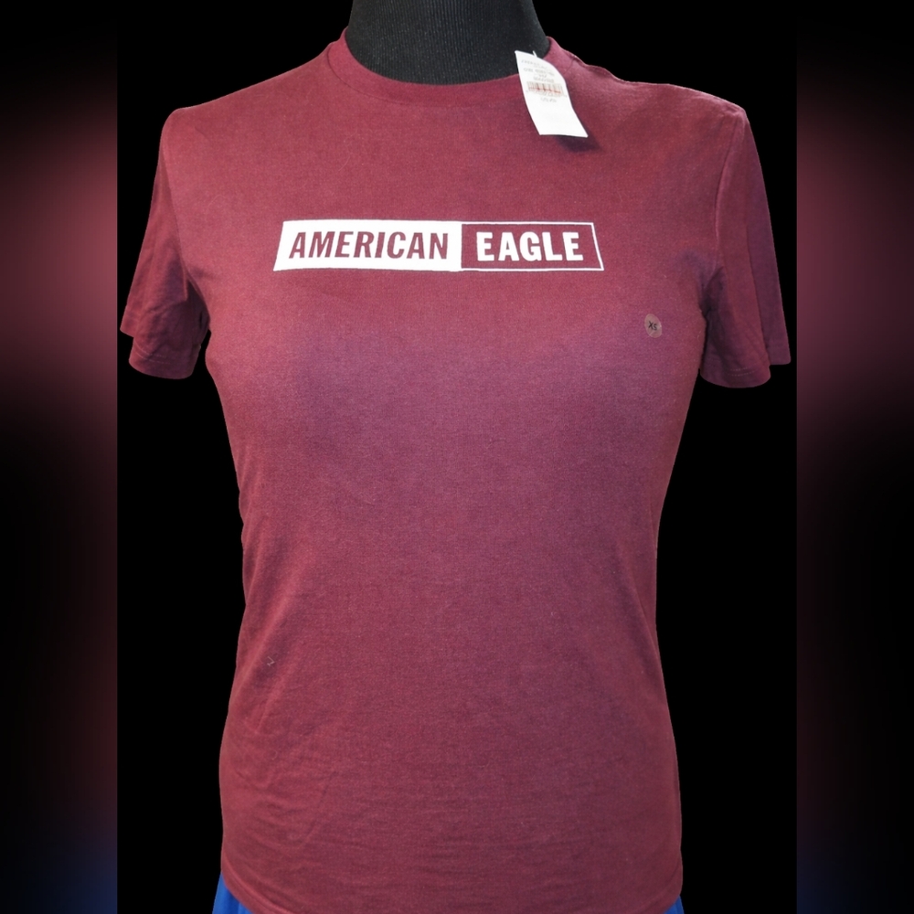 American Eagle Maroon T-Shirt